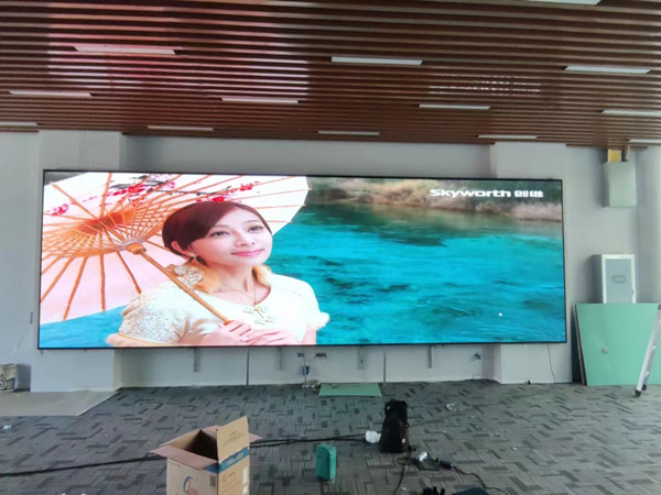 寻乌P1.53led小间距屏安装案例